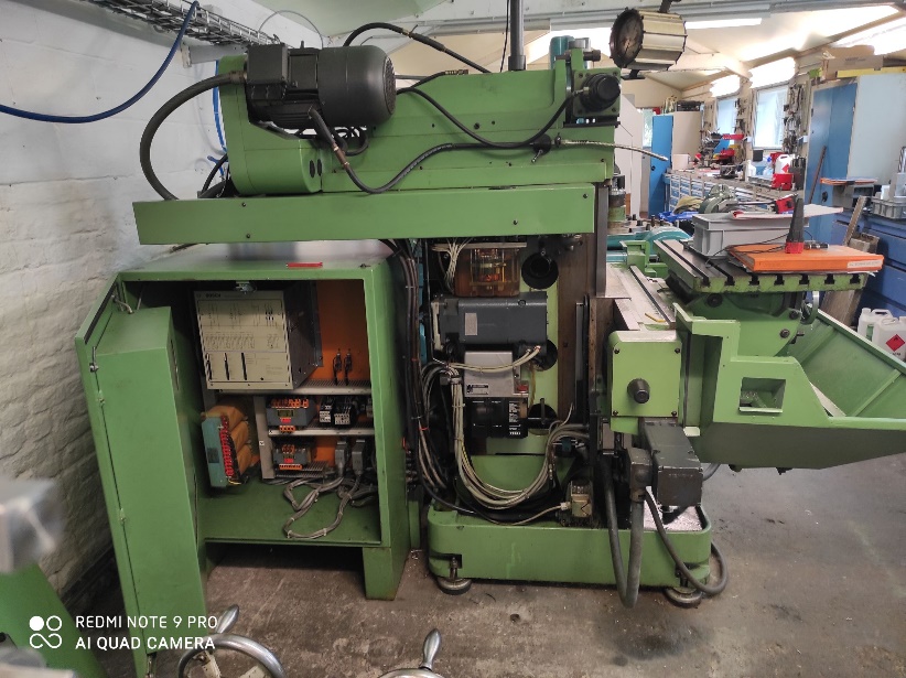 Retrofit fraiseuse MAHO DECKEL – variateurs d’origine (image001)